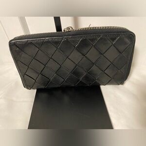 Vilenca Holland | Woven Leather Unisex Wallet - Soft woven leather - east west